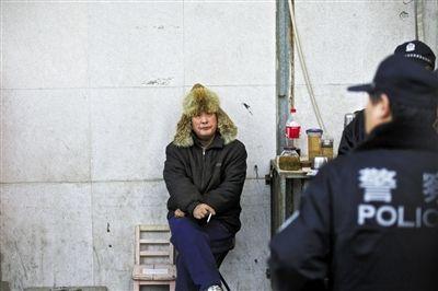 ���ڵ�һλ������������������Ϣ��