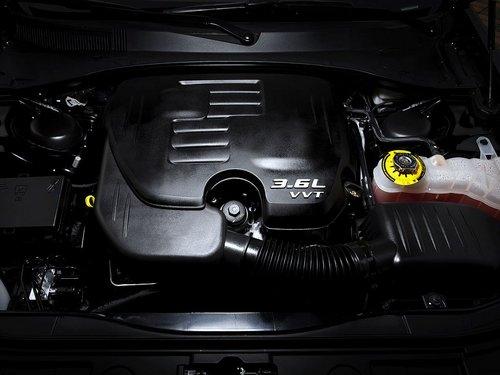 克莱斯勒(进口) 全新克莱斯勒300C 3.6L AT