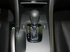 东风本田 2.4L 自动 挂档把手特写