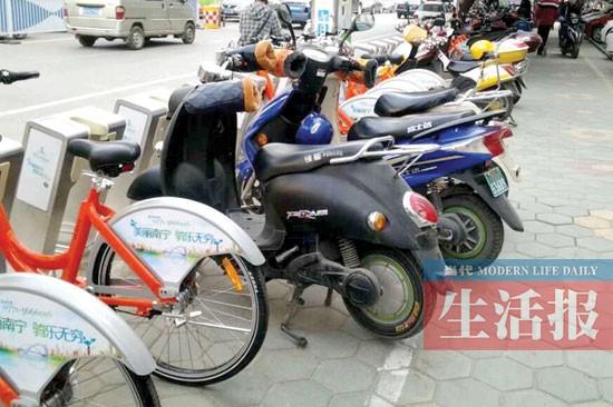 �����й������г�Ͷ������10�� ����������Ƶ��