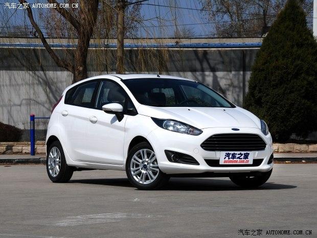 福特长安福特嘉年华2013款 两厢 1.5L 自动品尚型