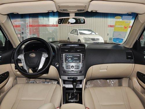 比亚迪 1.5TID 自动 中控台整体