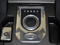 路虎 3.0T AT 挂档把手特写