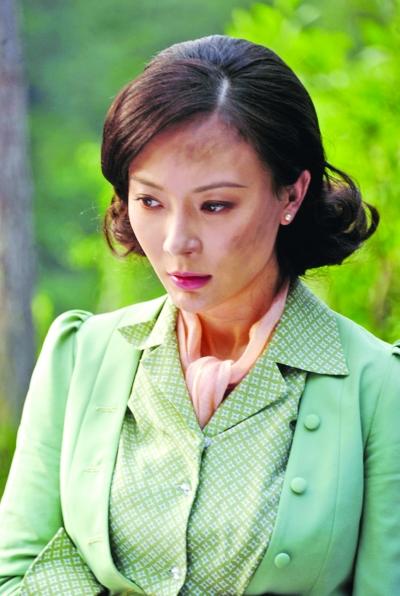 陈数在《一代枭雄》中饰演程立雪.