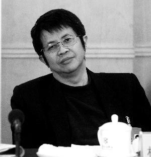 �������������г������Ǩ Ӧ�����ƽ�ͨ������