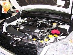 斯巴鲁 2.0L CVT 发动机主体特写