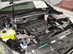 东风标致 2.0L 自动 发动机主体特写