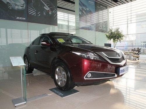 讴歌 3.7L AT 车辆右侧45度角