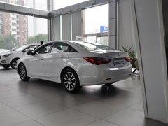 北京现代 2.0L 自动