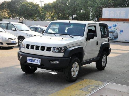 北京汽车 2.4L 手动 车辆左前45度视角