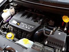 道奇(进口) 2.4L 自动 发动机主体特写