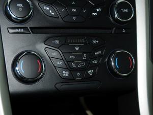 ���س��������ɵ�ŷ2013�� 2.0L GTDi200ʱ����