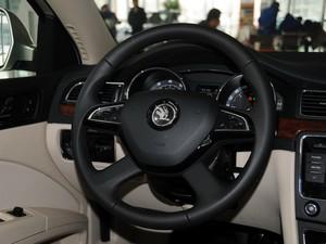 ˹�´��Ϻ�����˹�´�����2013�� 1.8TSI �Զ����˰�