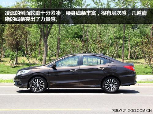 ������ײ���� �������ɶԱ��ղ�������