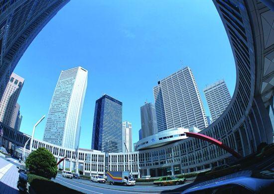 雷军提问郁亮:用互联网思维看中国房价能不能跌一半