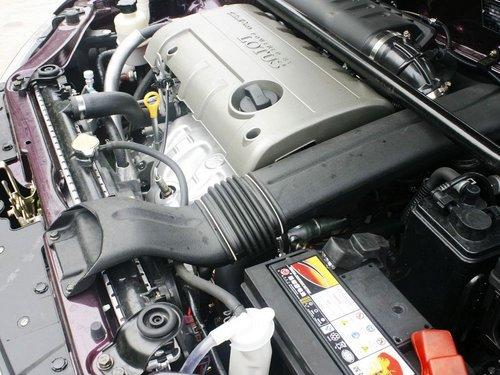 莲花汽车 三厢gt 1.6l 手动 发动机局部特写