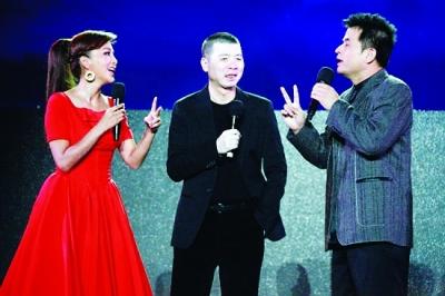 毕福剑谈冯小刚:非常可爱 执导春晚对我也开骂