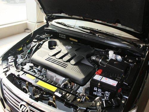 力帆汽车 1.6 CVT 发动机主体特写
