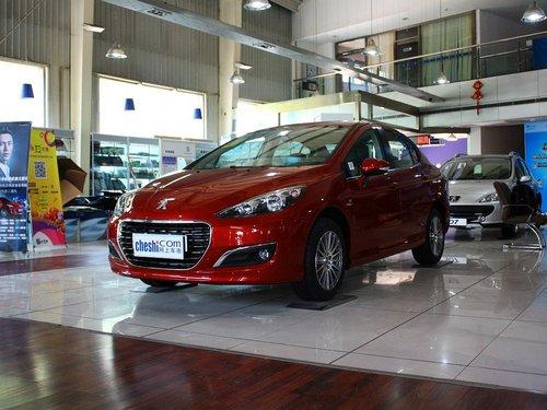 东风标致 308 2.0L AT 车辆左前45度视角