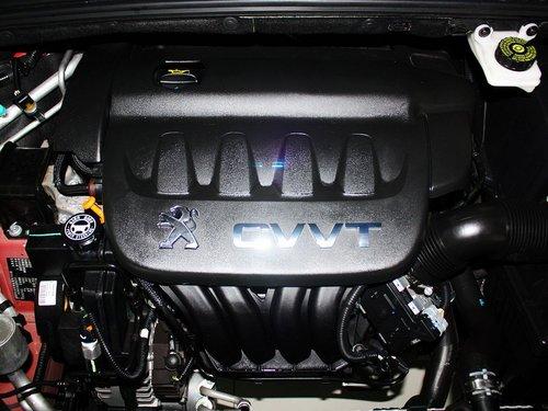东风标致 308 2.0L AT 发动机主体特写