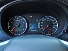 三菱(进口) 2.0L CVT 方向盘后方仪表盘