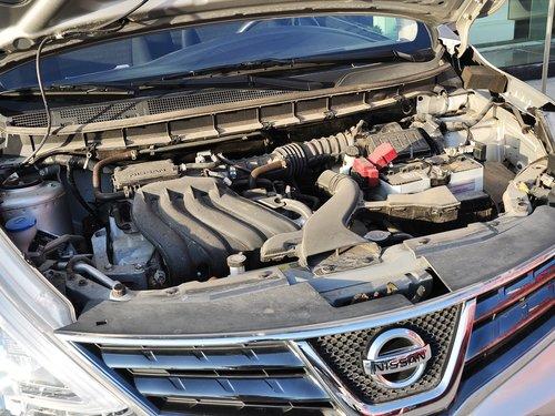 东风日产 1.6L CVT 发动机主体特写