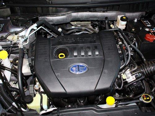 一汽奔腾 2.0L 手动 发动机主体特写