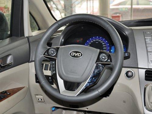 比亚迪 2.4L 手动