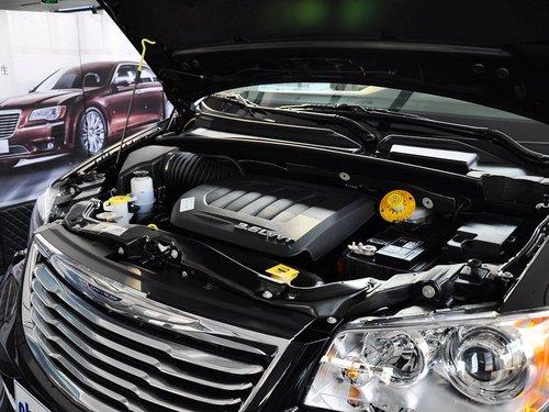 克莱斯勒(进口) 3.6L 自动 发动机主体特写