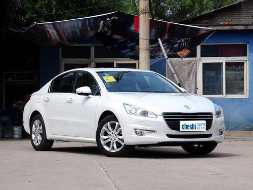 东风标致 2.3L 自动 车辆右侧45度角