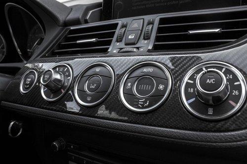 ����Z4��װ���� ������μ���̼��ά����