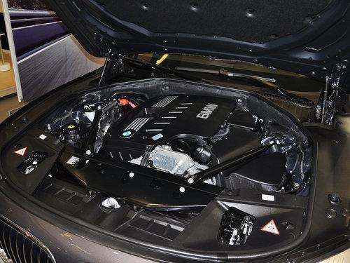 ����(����) 730Li 3.0L AT ������������д