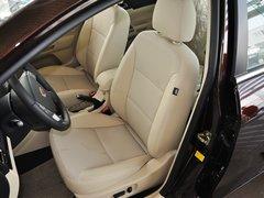 吉利帝豪 1.8L 手动 驾驶席座椅前45度视图