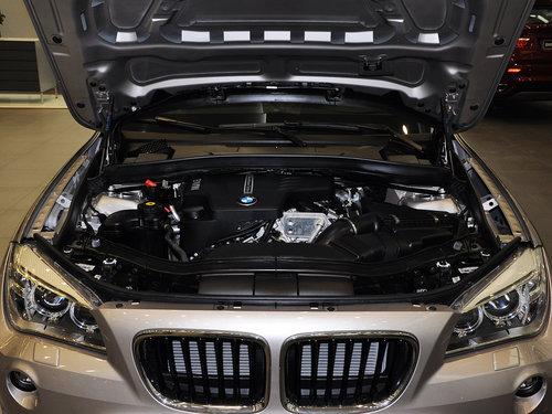 华晨宝马 sDrive20i 2.0T AT 发动机局部特写