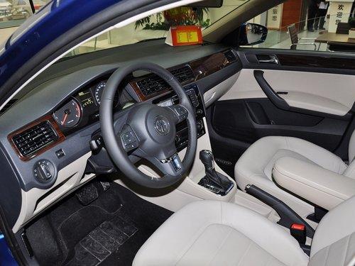 �Ϻ����� 1.6L �Զ� �п�̨���