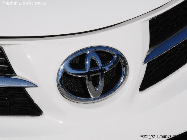 ����һ���������RAV42013�� 2.5L �Զ�������Ӣ��