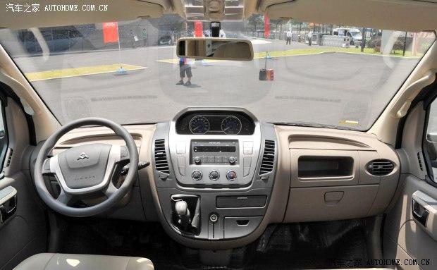 ������ͨ�������ó�������ͨV802012�� 2.5L���ư�