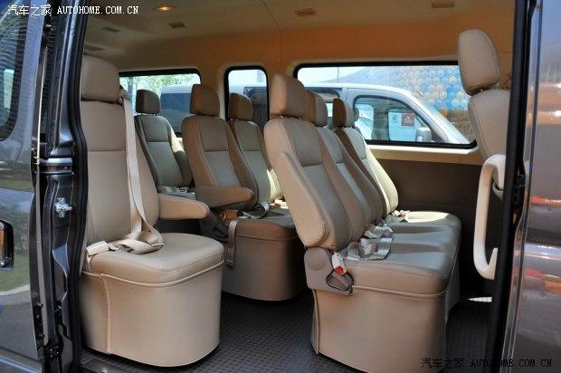 ������ͨ�������ó�������ͨV802012�� 2.5L���ư�