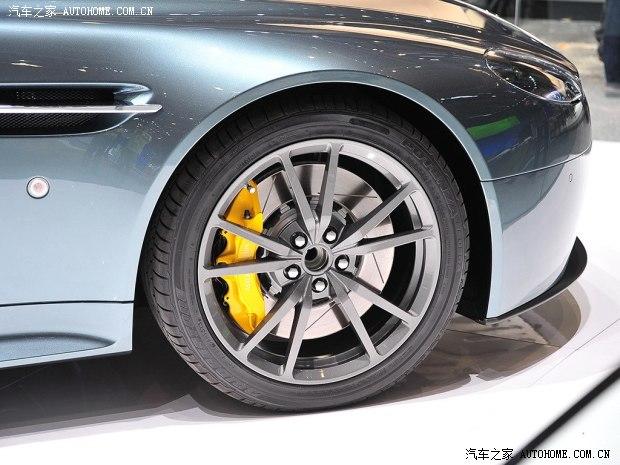 ��˹�١�������˹�١�����V8 Vantage2015�� 4.7 N430