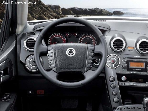 双龙双龙汽车爱腾2014款 基本型