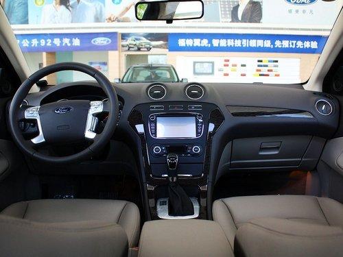 长安福特 2.0T DCT 中控台整体