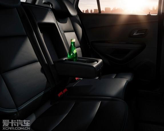 ѩ����TRAX����