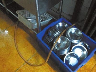 �����Եװ��þƼң�ʣ�ͻ����ظ�����(��ͼ)