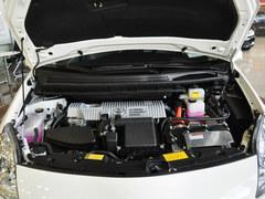 丰田普锐斯让利1万 舒适高性价比轿车