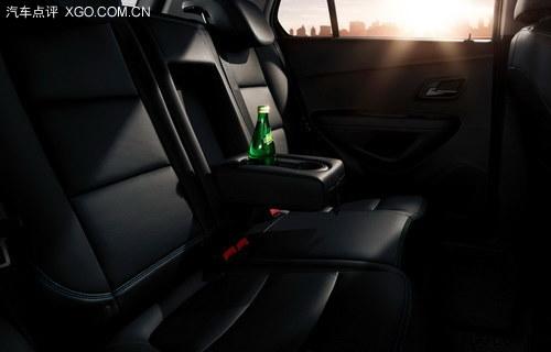 ���������� ����ѩ��������SUV���ι�ͼ