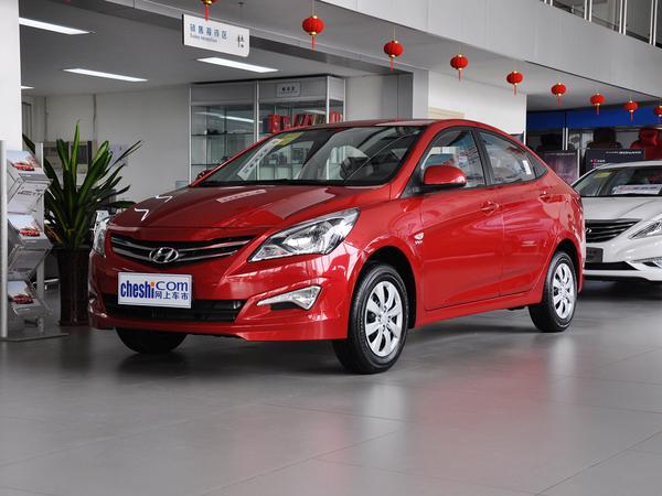 北京现代 三厢 1.4L 手动 车辆左前45度视角