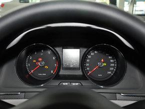 一汽-大众 1.6L 自动 方向盘后方仪表盘