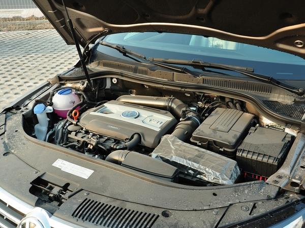 一汽-大众 1.8TSI DSG 发动机主体特写