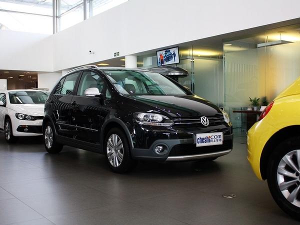 大众(进口) Cross Golf 1.4 TSI 车辆右侧45度角