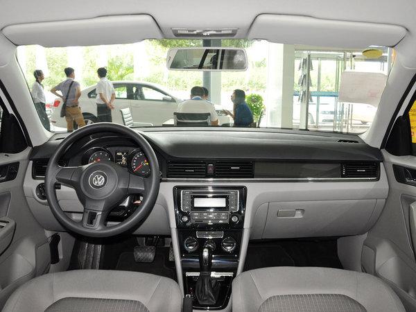 一汽-大众 1.6L 自动 中控台整体